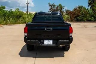 Toyota Tacoma 2021 4x2 SR 4puertas Doble Cabina 5.0 ft SB