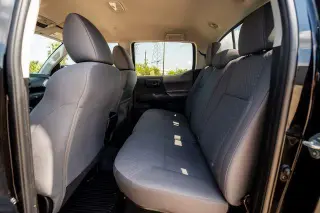 Toyota Tacoma 2021 4x2 SR 4puertas Doble Cabina 5.0 ft SB