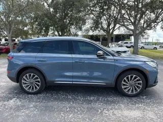 Lincoln Corsair 2023 Reserve 4dr SUV