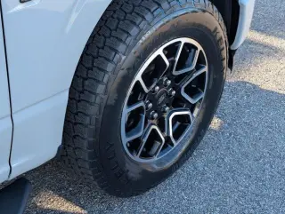 Ford F-150 2023 4x4 XLT 4dr SuperCrew 5.5 ft. SB