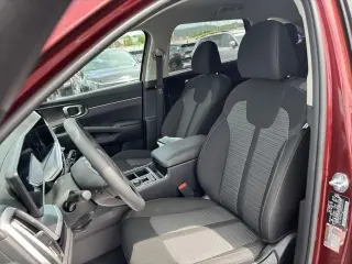Kia Sorento 2025 LX SUV de 4 puertas