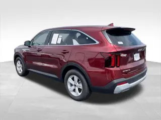 Kia Sorento 2025 LX SUV de 4 puertas