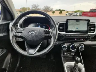 Hyundai VENUE 2025 Limited 4dr Crossover