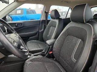 Hyundai VENUE 2025 Limited 4dr Crossover