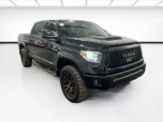 Toyota Tundra 2019 4x4 TRD Pro 4dr CrewMax Cab Camioneta SB (5.7L V8)