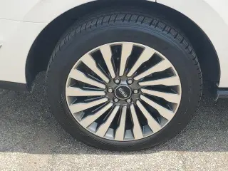 Lincoln Navigator 2019 4x4 Reserve 4dr SUV