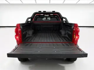 Toyota Tundra 2016 4x4 SR5 4dr CrewMax Cab Camión SB (5.7L V8 FFV)
