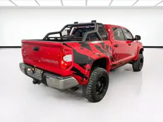 Toyota Tundra 2016 4x4 SR5 4dr CrewMax Cab Camión SB (5.7L V8 FFV)