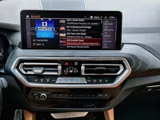 BMW X4 2024 AWD xDrive30i 4dr Deportivo Coupé de Actividades