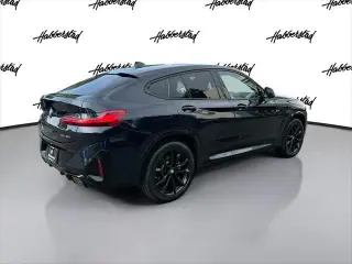 BMW X4 2024 AWD xDrive30i 4dr Deportivo Coupé de Actividades
