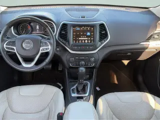 Jeep Cherokee 2017 Overland 4 SUV