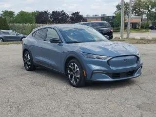 Ford Mustang Mach-E 2024 AWD Select 4dr SUV