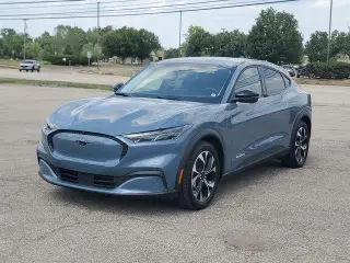 Ford Mustang Mach-E 2024 AWD Select 4dr SUV