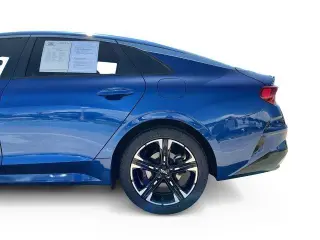 Kia K5 2022 GT-Line 4dr Sedán