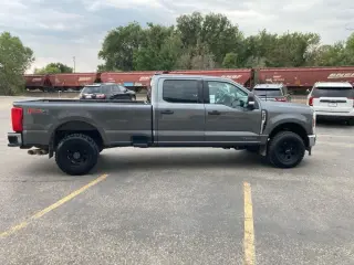 Ford F-350 SD XLT 2025