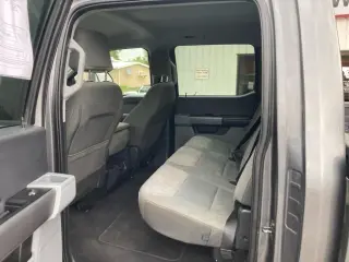 Ford F-350 SD XLT 2025