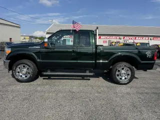 2014 Ford Super Duty F-250 SRW 4WD SuperCab 142" Lariat