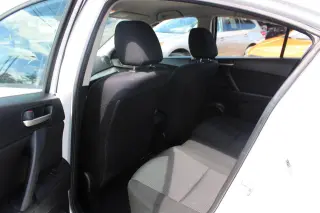 2013 Mazda MAZDA3 4dr Sdn Man i Sport