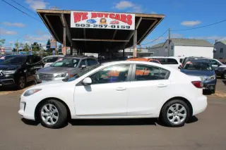 2013 Mazda MAZDA3 4dr Sdn Man i Sport