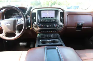 2014 Chevrolet Silverado 1500 4WD Crew Cab 153.0" High Country