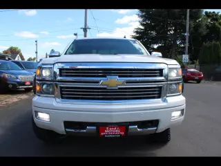 2014 Chevrolet Silverado 1500 4WD Crew Cab 153.0" High Country