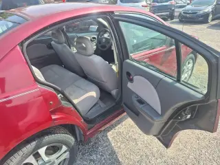 2006 Saturn ION 2
