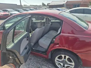 2006 Saturn ION 2