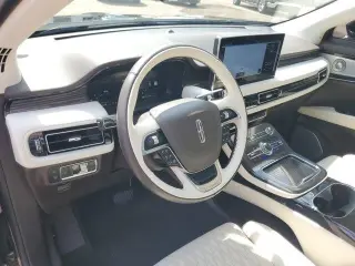 Lincoln Nautilus 2024 tracción en las cuatro ruedas Black Label 4dr SUV