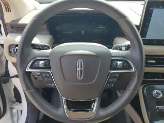 Lincoln Nautilus 2023 AWD Reserve 4dr SUV