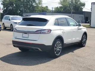 Lincoln Nautilus 2023 AWD Reserve 4dr SUV