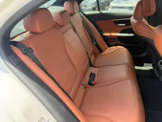 2025 Mercedes-Benz C-Class C300 4MATIC Sedan