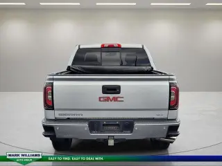GMC Sierra 1500 2018 4x4 SLT 4dr Crew Cab 5.8 ft. SB