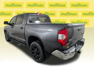 Toyota Tundra 2020 4x4 SR5 Cabina CrewMax 4 puertas Pickup Body on Frame