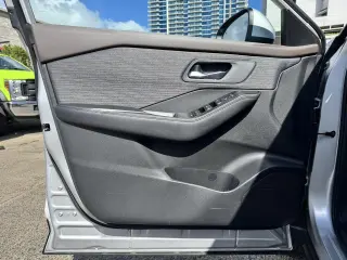 2023 Nissan Rogue FWD SV *Ltd Avail*