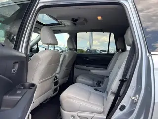 Honda Pilot 2019 AWD Touring 4dr SUV con asientos de capitán traseros
