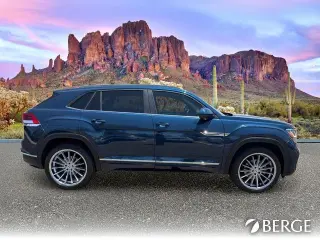 Volkswagen Atlas Cross Sport 2021 V6 SE R-Line 4dr SUV w/Technology