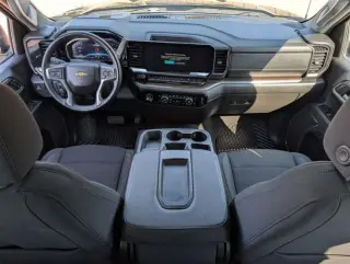 Chevrolet Silverado 1500 2023 4x4 LT 4dr Crew Cab 5.8 ft. SB con 2FL