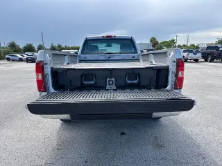 Chevrolet Silverado 1500 2010 4x2 Work Truck Cabina Regular 2 puertas 8 ft. LB