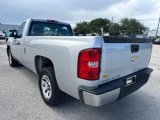 Chevrolet Silverado 1500 2010 4x2 Work Truck Cabina Regular 2 puertas 8 ft. LB