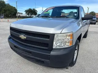 Chevrolet Silverado 1500 2010 4x2 Work Truck Cabina Regular 2 puertas 8 ft. LB