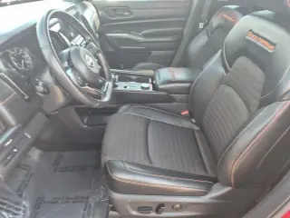 Nissan Pathfinder 2023 AWD Rock Creek SUV de 4 puertas
