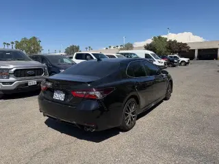 Toyota Camry 2022 SE 4dr Sedán