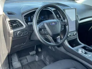 Ford Edge 2022 AWD SE 4dr Crossover