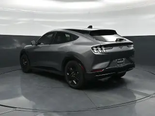 Ford Mustang Mach-E 2023 Premium 4dr SUV