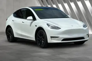 Tesla Model Y 2021 AWD Largo Alcance 4dr Crossover