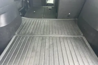 Tesla Model Y 2021 AWD Largo Alcance 4dr Crossover