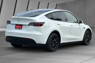 Tesla Model Y 2021 AWD Largo Alcance 4dr Crossover
