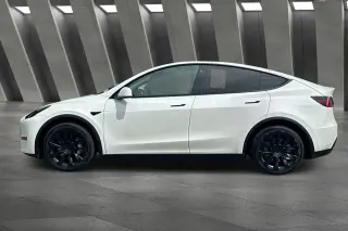 Tesla Model Y 2021 AWD Largo Alcance 4dr Crossover