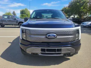 Ford F-150 Lightning 2023 AWD XLT 4dr SuperCrew 5.5 ft. SB