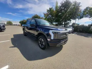 Ford F-150 Lightning 2023 AWD XLT 4dr SuperCrew 5.5 ft. SB